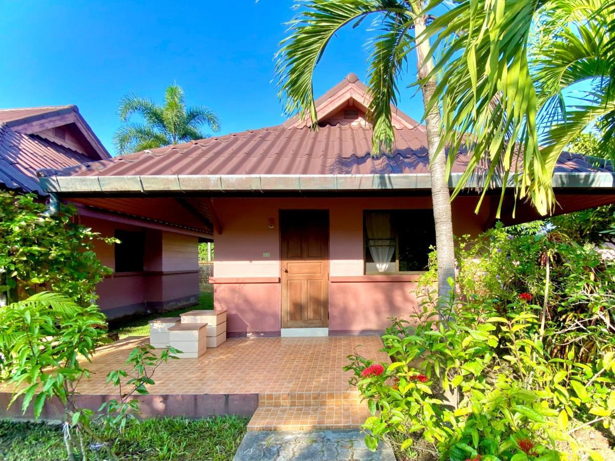 Mom And Me Resort & Farm Doi Saket 외부 사진